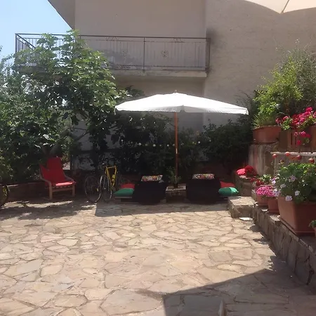 ベッド・アンド・ブレックファスト La Vecchia Taverna 3*