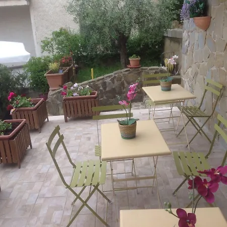 ベッド・アンド・ブレックファスト La Vecchia Taverna 3*