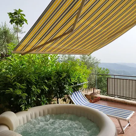 ベッド・アンド・ブレックファスト La Vecchia Taverna Prignano Cilento