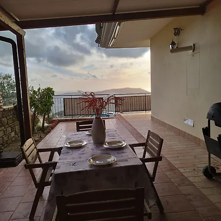 La Vecchia Taverna 住宿加早餐酒店 Prignano Cilento