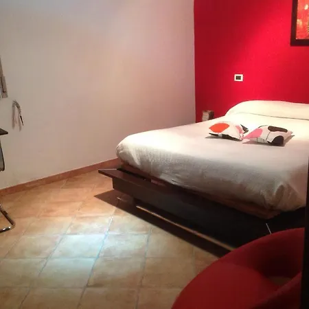 住宿加早餐酒店 La Vecchia Taverna Prignano Cilento