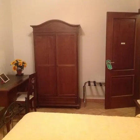 ベッド・アンド・ブレックファスト La Vecchia Taverna 3*